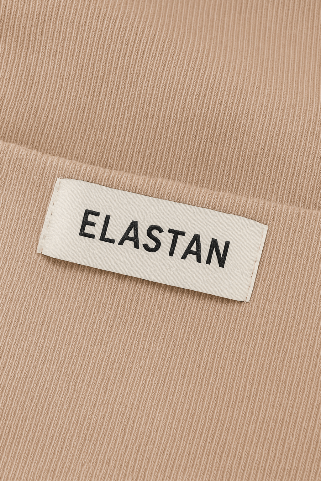 Hva er elastan? Fordeler, ulemper og hvorfor det brukes i barneklær - Brobrobrille