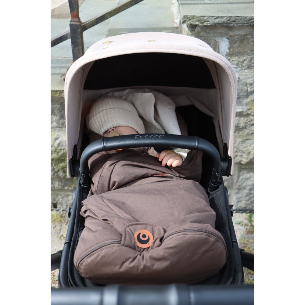 Hvordan kle babyen riktig i vinterposen? Våre beste tips for vinteren - Brobrobrille