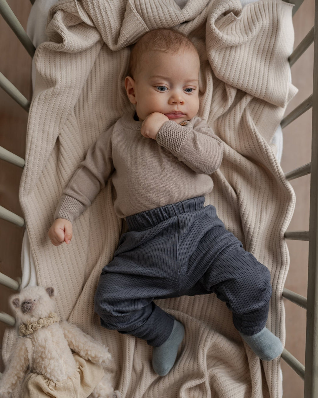 Hanevild Martin Romper - Cream Oatmeal for barn - Brobrobrille