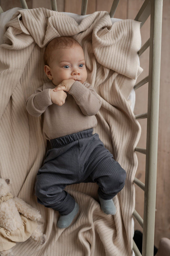 Hanevild Martin Romper - Cream Oatmeal for barn - Brobrobrille