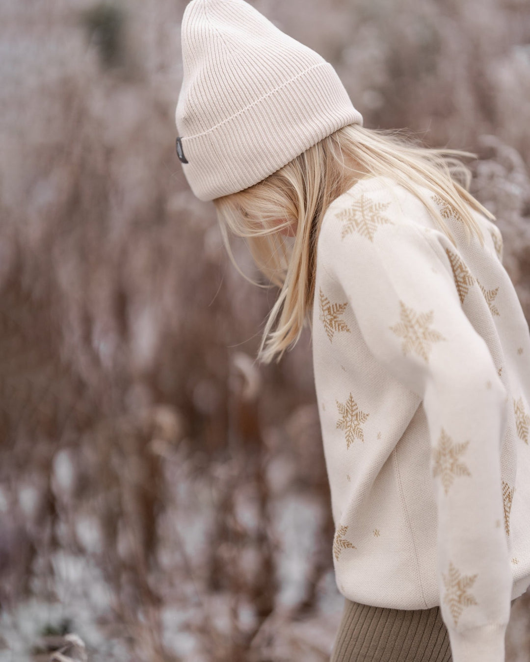 Hanevild Snowflake Genser - Ivory Gold for barn - Brobrobrille