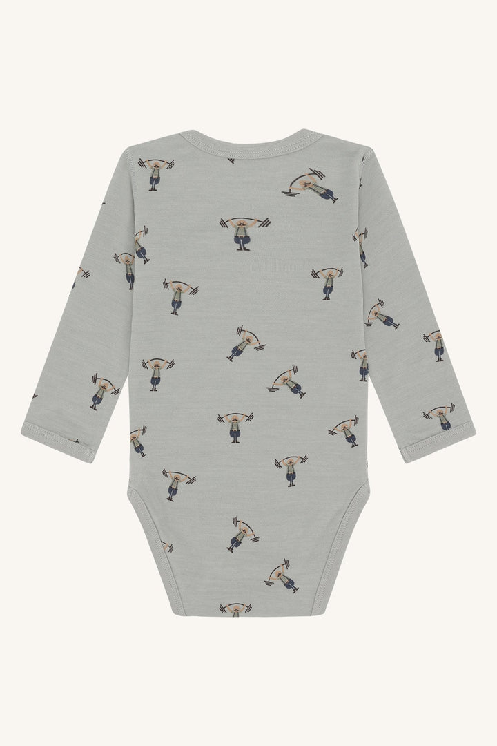 Hust and Claire Baloo body i ull med Strongman - print – Forest Fog for barn - Brobrobrille