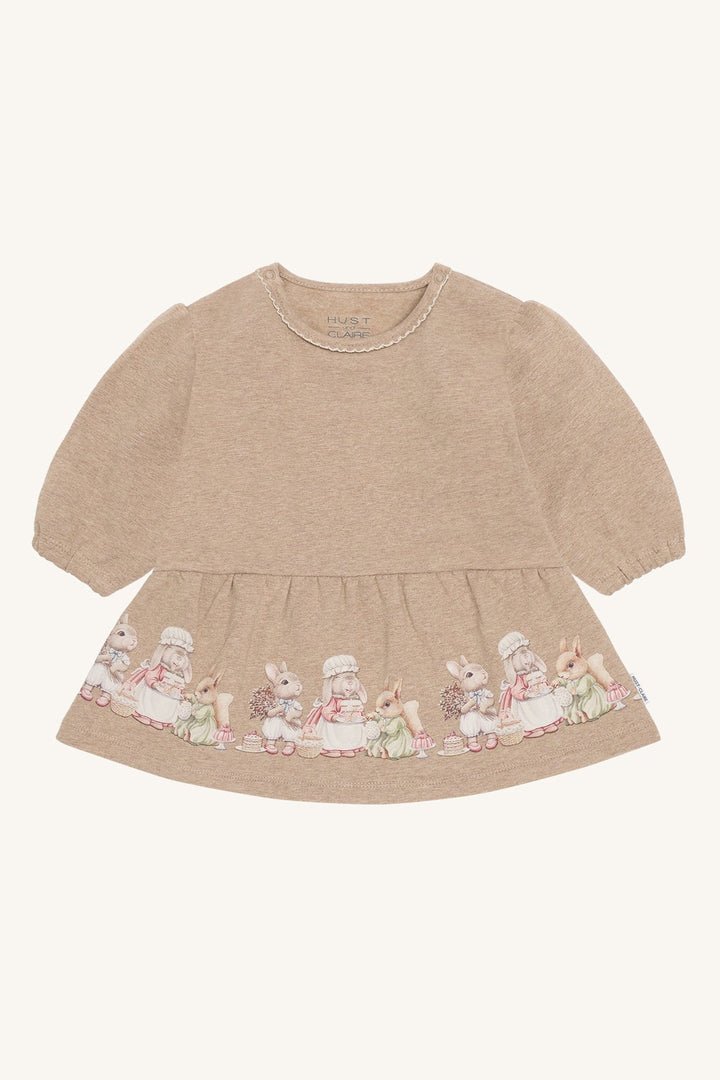 Hust and Claire Kristi Kjole Friends - Biscuit for barn - Brobrobrille