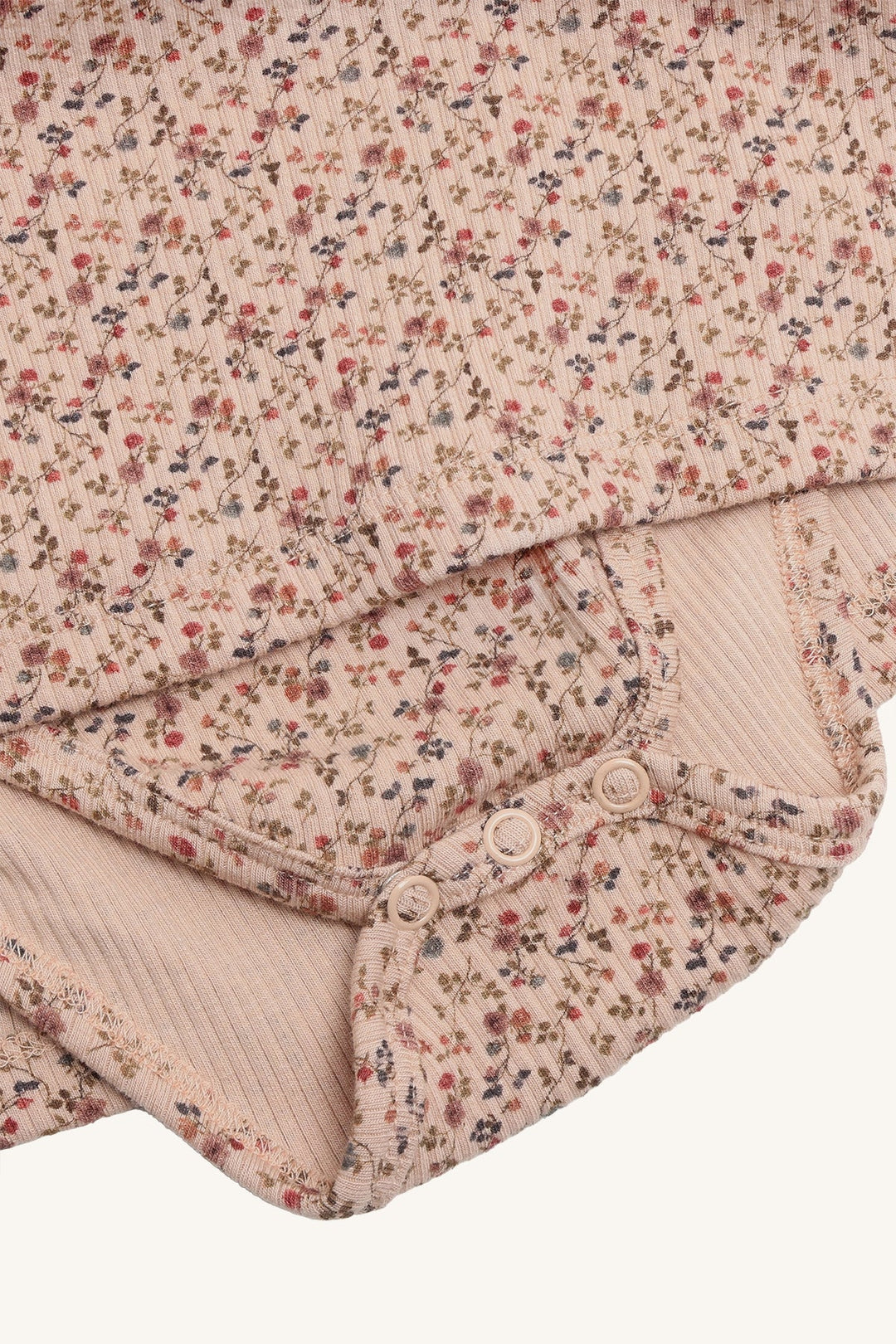 Hust and Claire Kristi Kjole Little Roses - Rugby Tan for barn - Brobrobrille