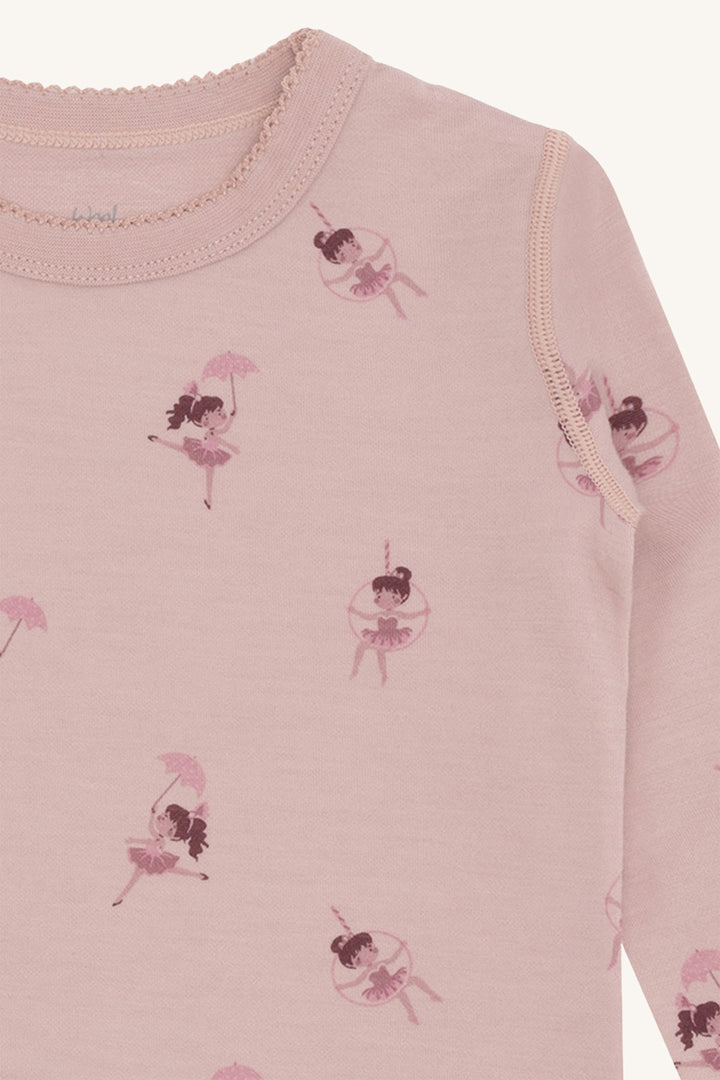 Hust &amp; Claire Abba Line Dancer ulltrøye i ull og bambusviskose - Adobe Rose for barn - Brobrobrille