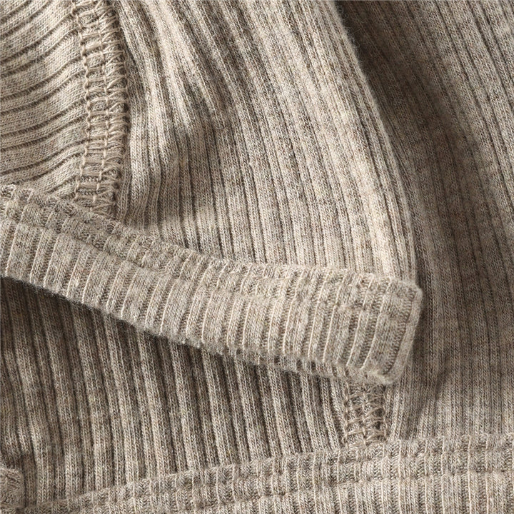 HUTTEliHUT Bonnet Rib Babylue - White Pepper Melange for barn - Brobrobrille