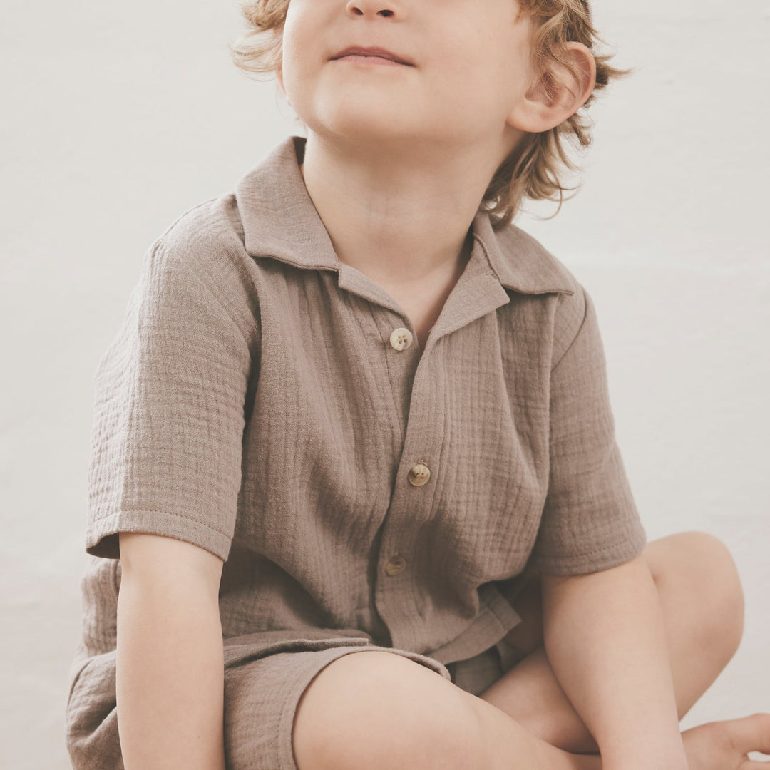 HUTTEliHUT Musselin Kortermet Skjorte - Moon Rock for barn - Brobrobrille