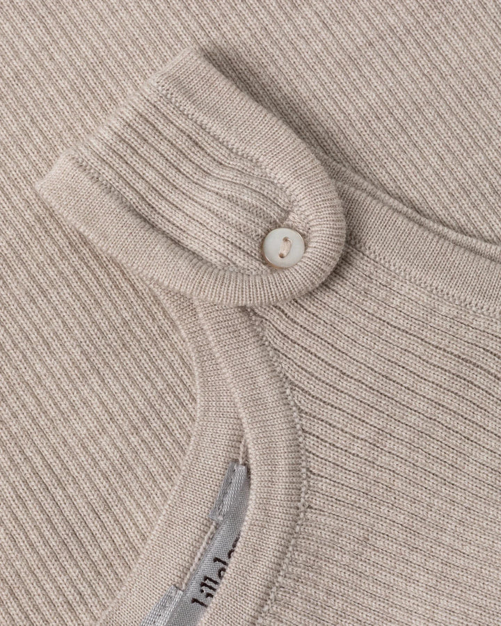 Lillelam Overall Rib Light i Merinoull - Lys Beige for barn - Brobrobrille