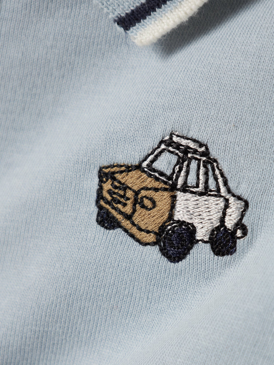 Name It Dakan pikéskjorte med kontrastdetaljer – Celestial Blue for barn - Brobrobrille