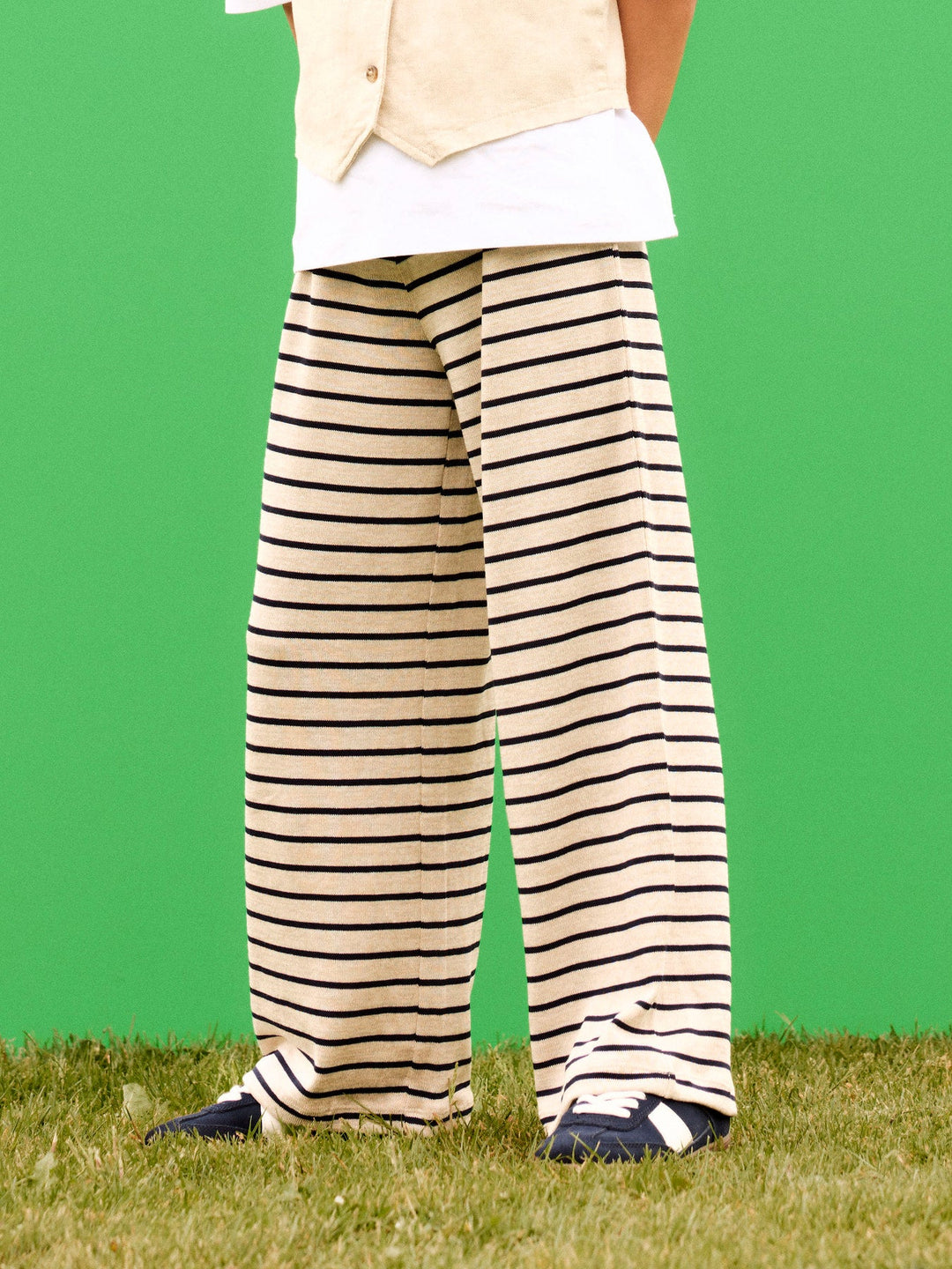 Name It Dalla Vide bukser med striper – Summer Sand/Navy Blazer for barn - Brobrobrille