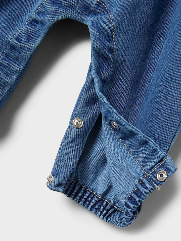 Name It Donna denim overall til baby – Medium Blue Denim for barn - Brobrobrille
