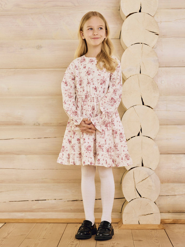 Name It Fembroder langermet kjole med broderier – Cloud Dancer for barn - Brobrobrille