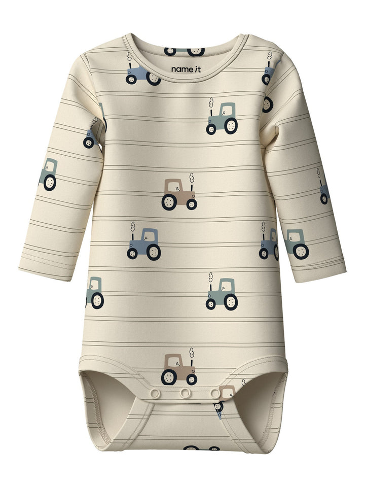 Name It Vroels Body - Antique White Tractors for barn - Brobrobrille
