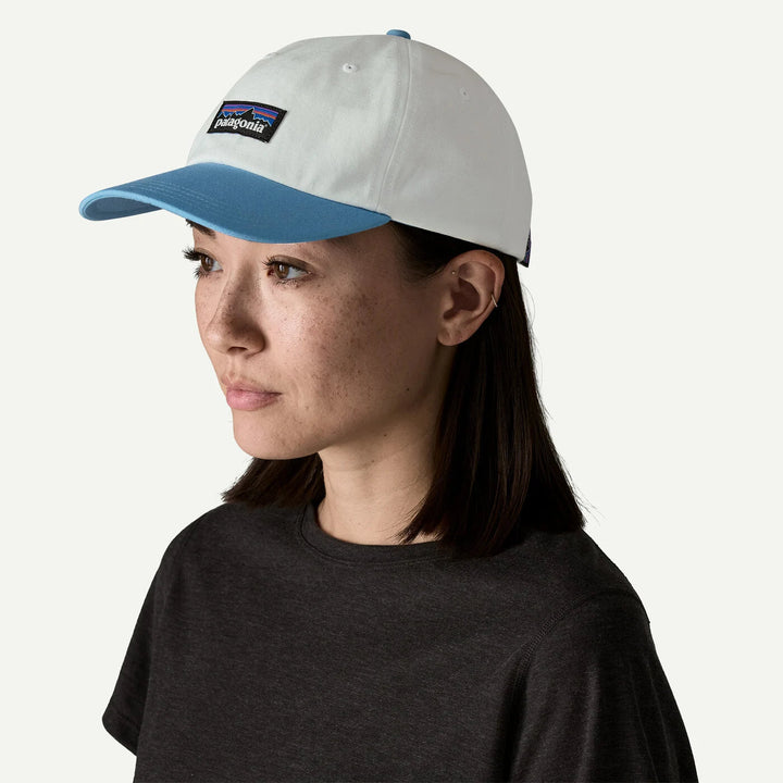 Patagonia P - 6 Label Caps - Birch White / Shore Blue for barn - Brobrobrille