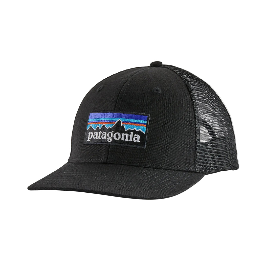 Patagonia P-6 Logo Trucker Hat - Black for barn - Brobrobrille