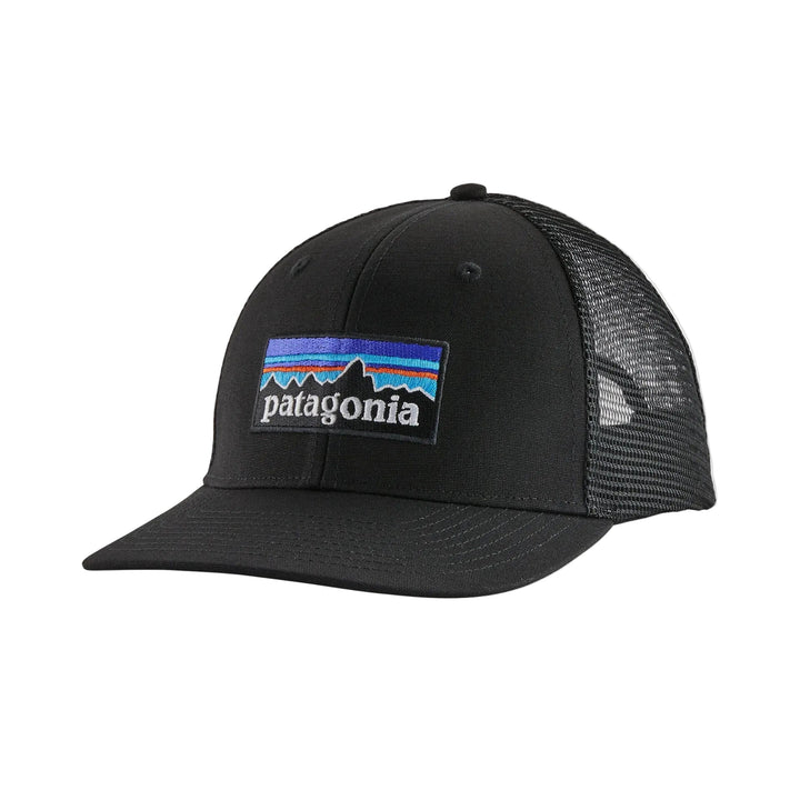 Patagonia P-6 Logo Trucker Hat - Black for barn - Brobrobrille