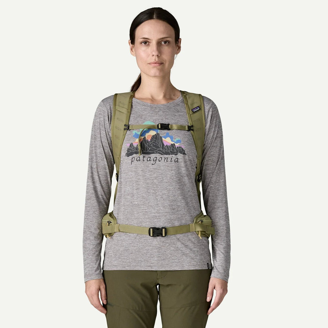Patagonia Terravia Ryggsekk 22L - Weathered Stone for barn - Brobrobrille